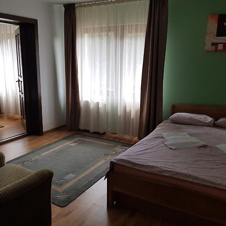 Valea Mare  Perla Padurii酒店 外观 照片