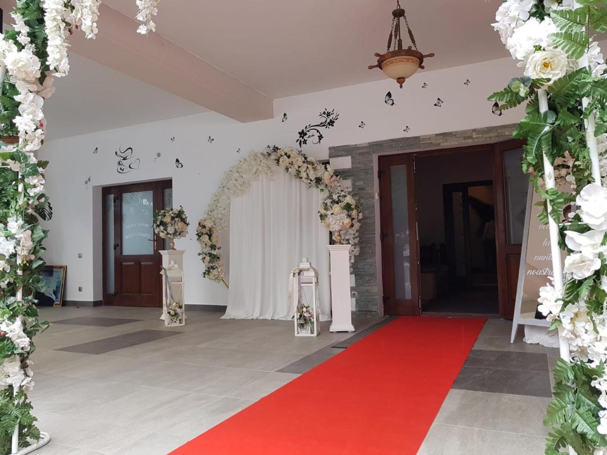 Valea Mare  Perla Padurii酒店 外观 照片